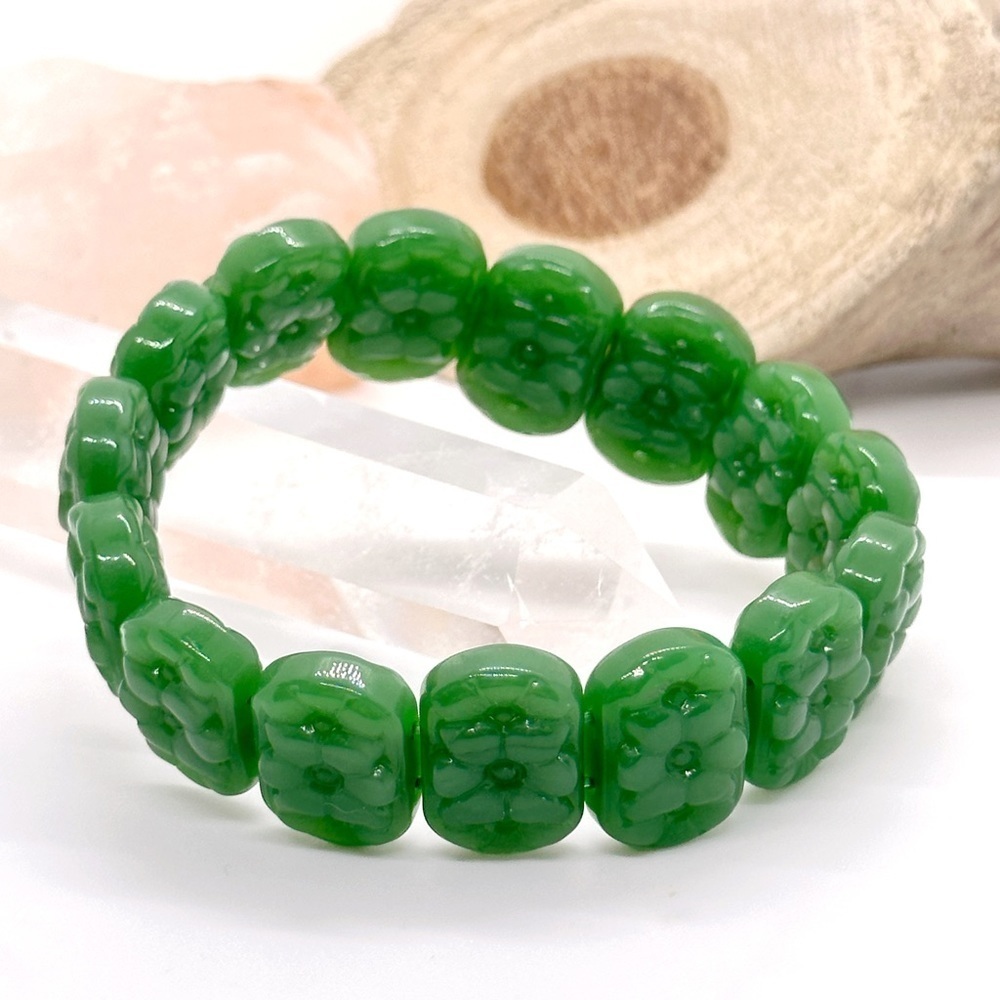 Emerald Green Hetian Jade Hand Carved Beaded Stretch Bracelet